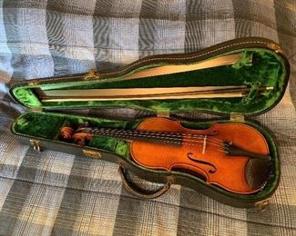 Violin by Ernst Heinrich Roth/Bubenreuth-Erlangen - Reproduction of Josef Guarnesisus circa 1734