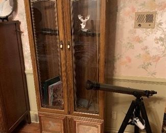 Display Gun Cabinet