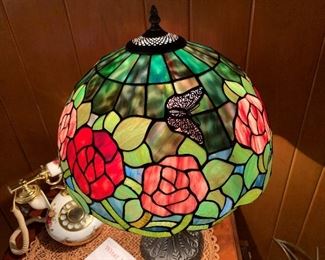 Tiffany Style Leaded Lamp