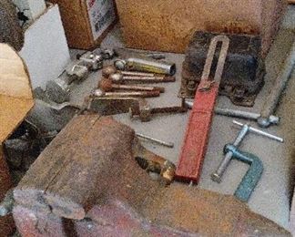 Vintage Craftsman bench vise.