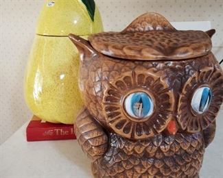 Vintage cookie jars