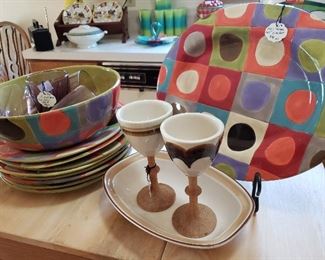 Pier One "Dots" dinner plate (8) serving bowl and platter