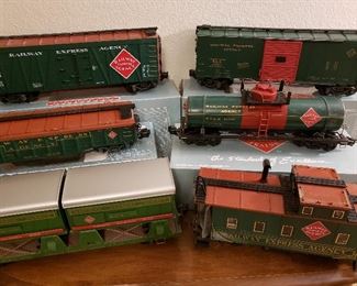 Set of G-scale train cars