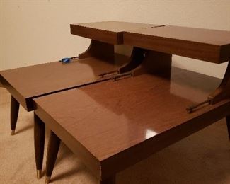 MCM two-tier side tables