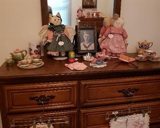 Dresser of King-size BR set