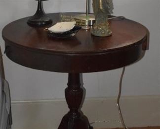 Duncan Phyfe Double Drawer Table