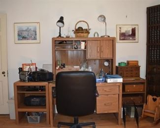 Overview Office Chairs, Desk Radios, Lamps, Cash Boxes Jewelry Boxes, Linens, Doll Rocker, Ban or Short Wave Radio, Sony Radio