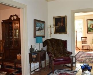 Overview Parlor