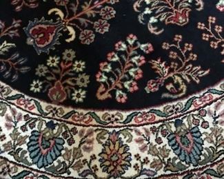 Round Carpets in 4 and 6 feet