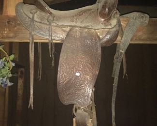Western saddle