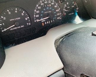 1999 Ford Windstar minivan