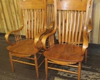 Set of 4 Curved Arm Dining Chairs