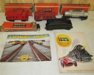 Lionel Train Cars & Catalogs 