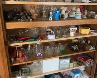 Vintage art glass Vintage Kitchen items salt and pepper shakers Kitchen collectibles