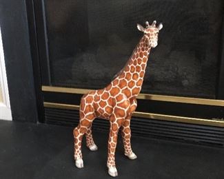  Giraffe statue / figurine 