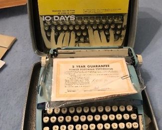 Tower Citation manual Typewriter with case and instruction book