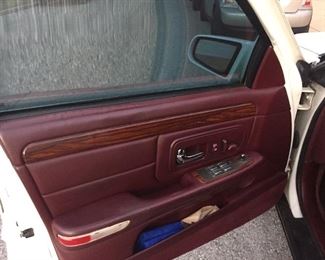 Cadillac Deville interior