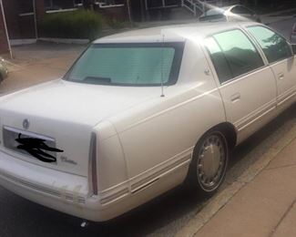 1999 Cadillac Deville rear view
