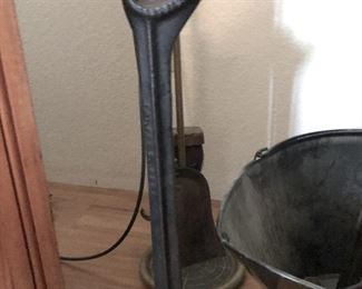 Cast iron shoe/boot forms