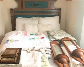 Antique Full size bed
