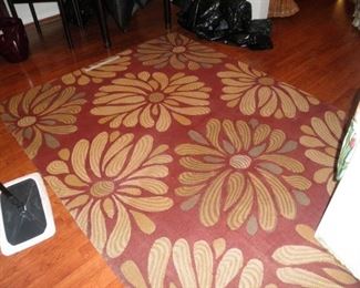 AREA RUG