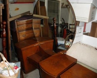 VINTAGE DRESSING TABLE WITH BENCH