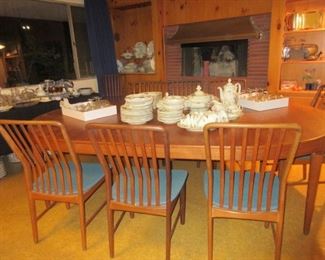 Svend Madsen large teak D/R MCM  dinning room table w 3 leaves