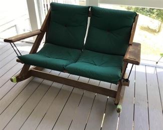 Porch Furniture https://ctbids.com/#!/description/share/233916