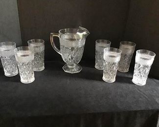 Vintage Glassware https://ctbids.com/#!/description/share/233936