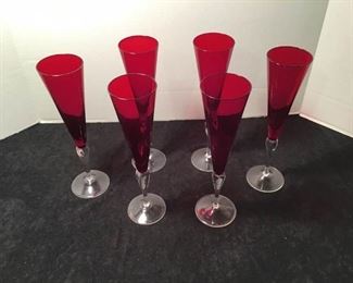 6 Champagne Flutes https://ctbids.com/#!/description/share/233956