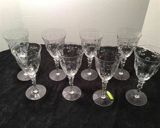 Stemware: 8 Wine Glasses https://ctbids.com/#!/description/share/233957