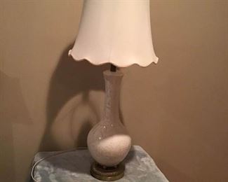 Table Lamp https://ctbids.com/#!/description/share/233988