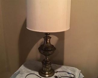 Table Lamp https://ctbids.com/#!/description/share/233991