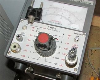 Leader LMV-185A 2 Channel AC Millivoltmeter
