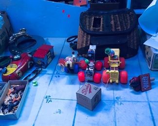 Vintage tin and pull toys