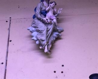 Statue