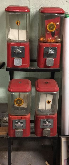 Bubble gum machine