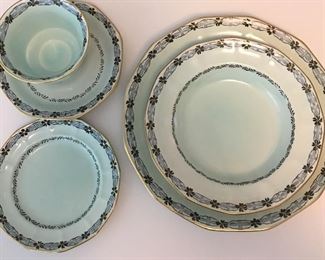 Set of Adams Calyxware Set for 12