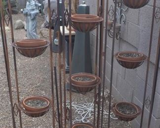 OUTDOOR PLANT HOLDER