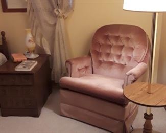 Pink velvet rocker, table lamp & nightstand. 