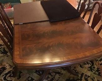 Beautiful Wood Dining Room Table and Chairs