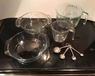 Pyrex Measuring Cups and Cookware