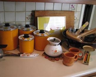 Vintage Flower Power canister set