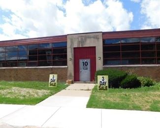 Our front entrance 1950 N. Ruby St. #10 Melrose Park