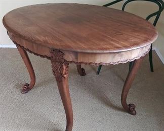 Round dining table/office table