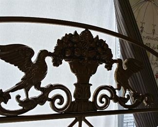 Queen iron bed detail