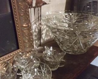 Punch bowl set