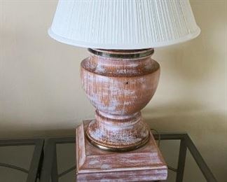 Table lamp