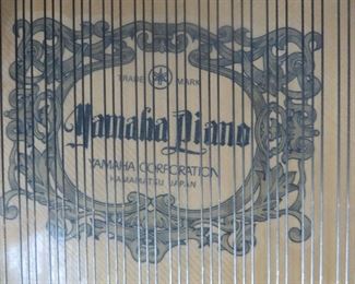 Yamaha G3 Grand Piano
Polished Ebony