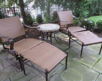 Summer Classic Patio Lounge Chair & Ottomans
Wrought Aluminum / N-dura Resin Wicker